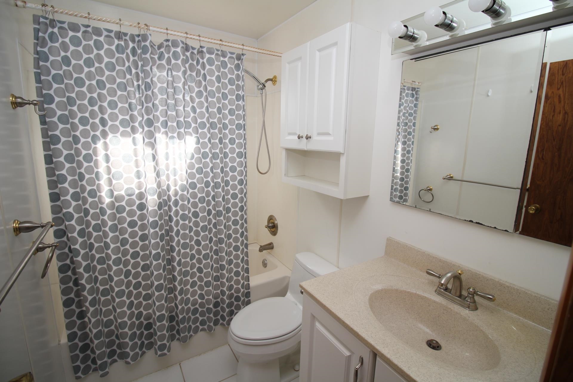 63 Meadow Road Milton, VT 05468 - Photo 14 of 25 Gallery Image 14
