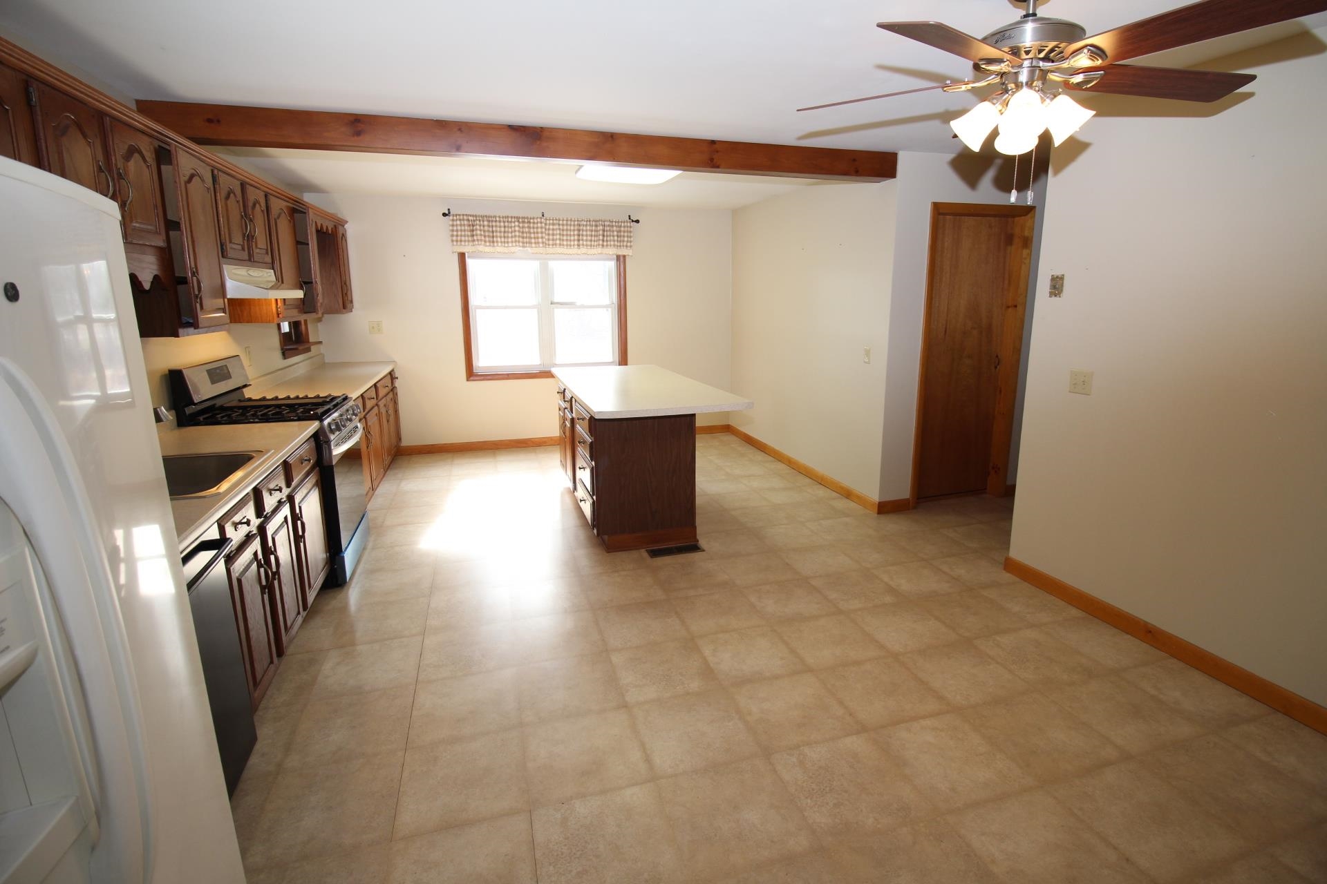 63 Meadow Road Milton, VT 05468 - Photo 2 of 25 Gallery Image 2
