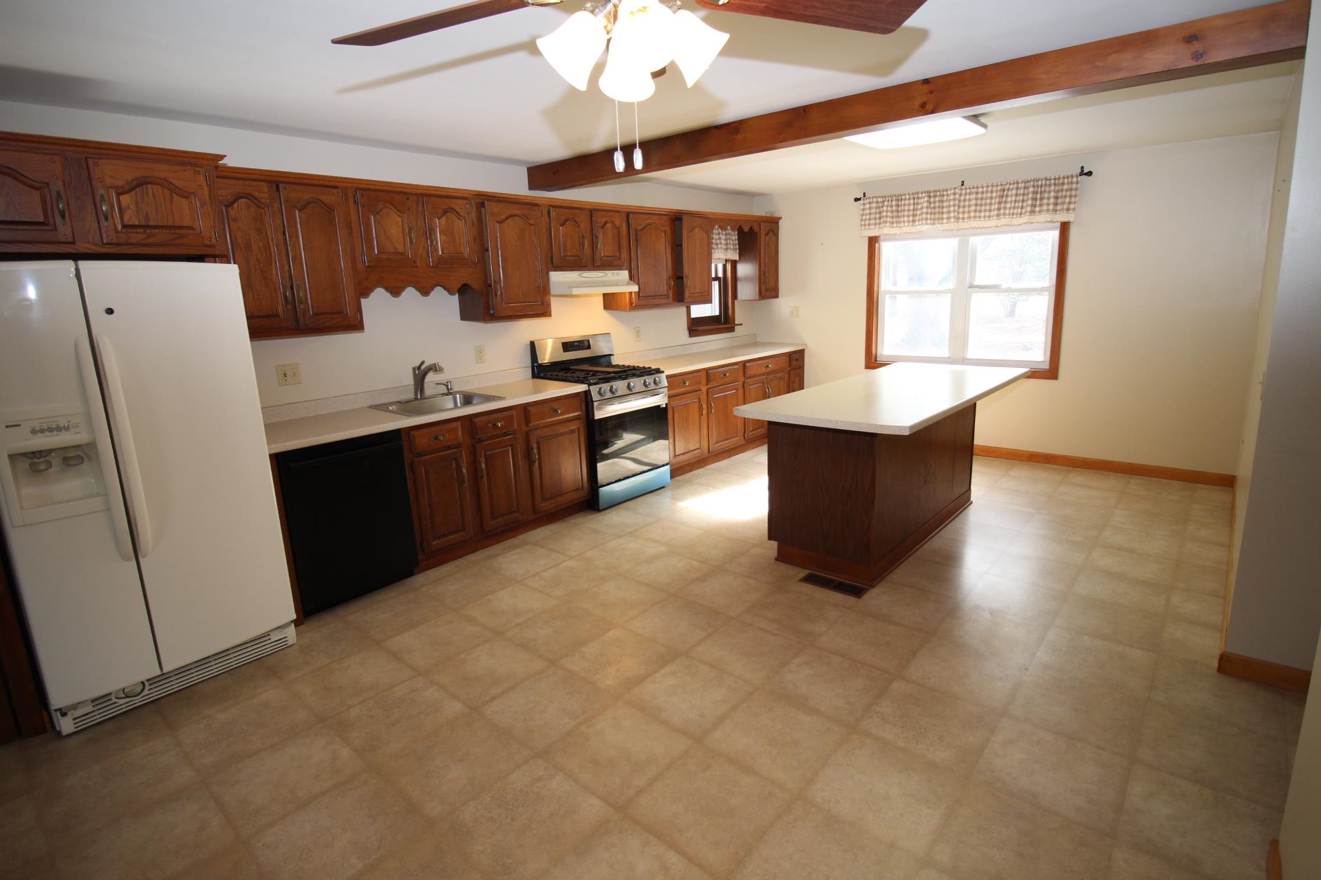 63 Meadow Road Milton, VT 05468 - Photo 3 of 25 Gallery Image 3