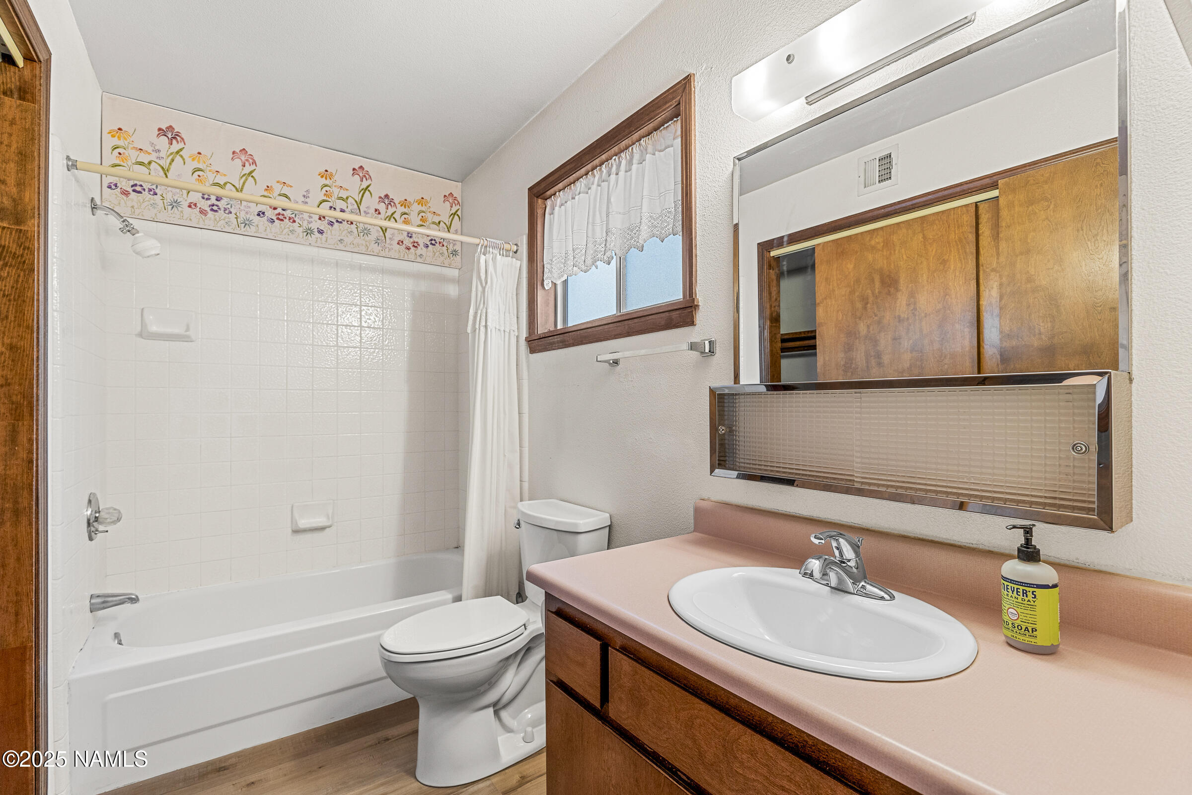 2531 Heidi Loop Flagstaff, AZ 86004 - Photo 12 of 23 Primary Bath