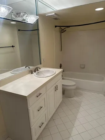 $3,100 | 7671 Courtyard Run West, Boca Raton, FL 33433