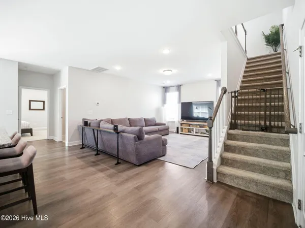 $469,900 | 1011 East Arboria Drive, Hampstead, NC 28443
