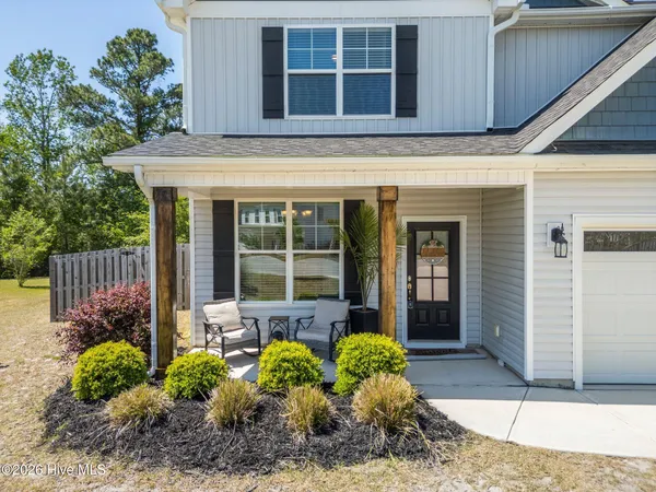 $469,900 | 1011 East Arboria Drive, Hampstead, NC 28443