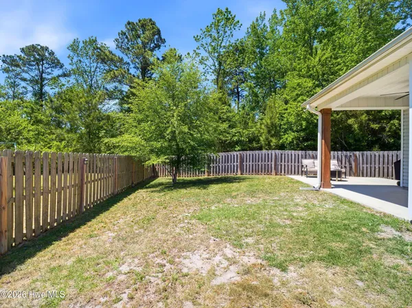 $469,900 | 1011 East Arboria Drive, Hampstead, NC 28443