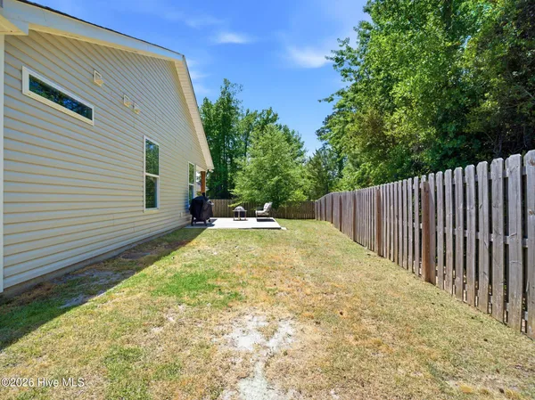 $469,900 | 1011 East Arboria Drive, Hampstead, NC 28443