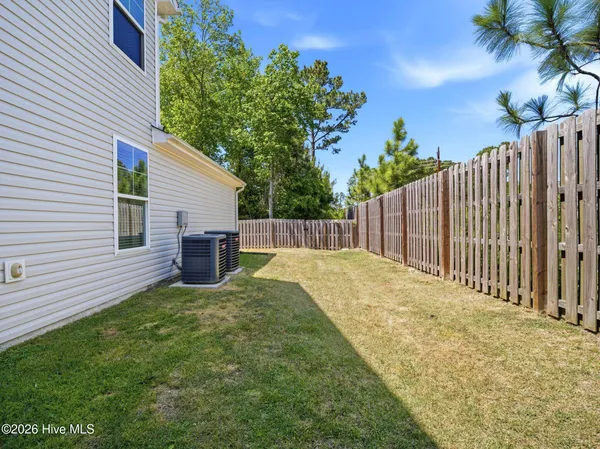 $469,900 | 1011 East Arboria Drive, Hampstead, NC 28443