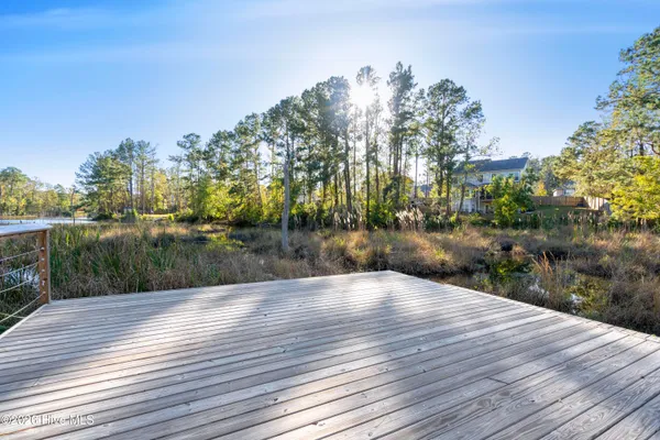 $469,900 | 1011 East Arboria Drive, Hampstead, NC 28443