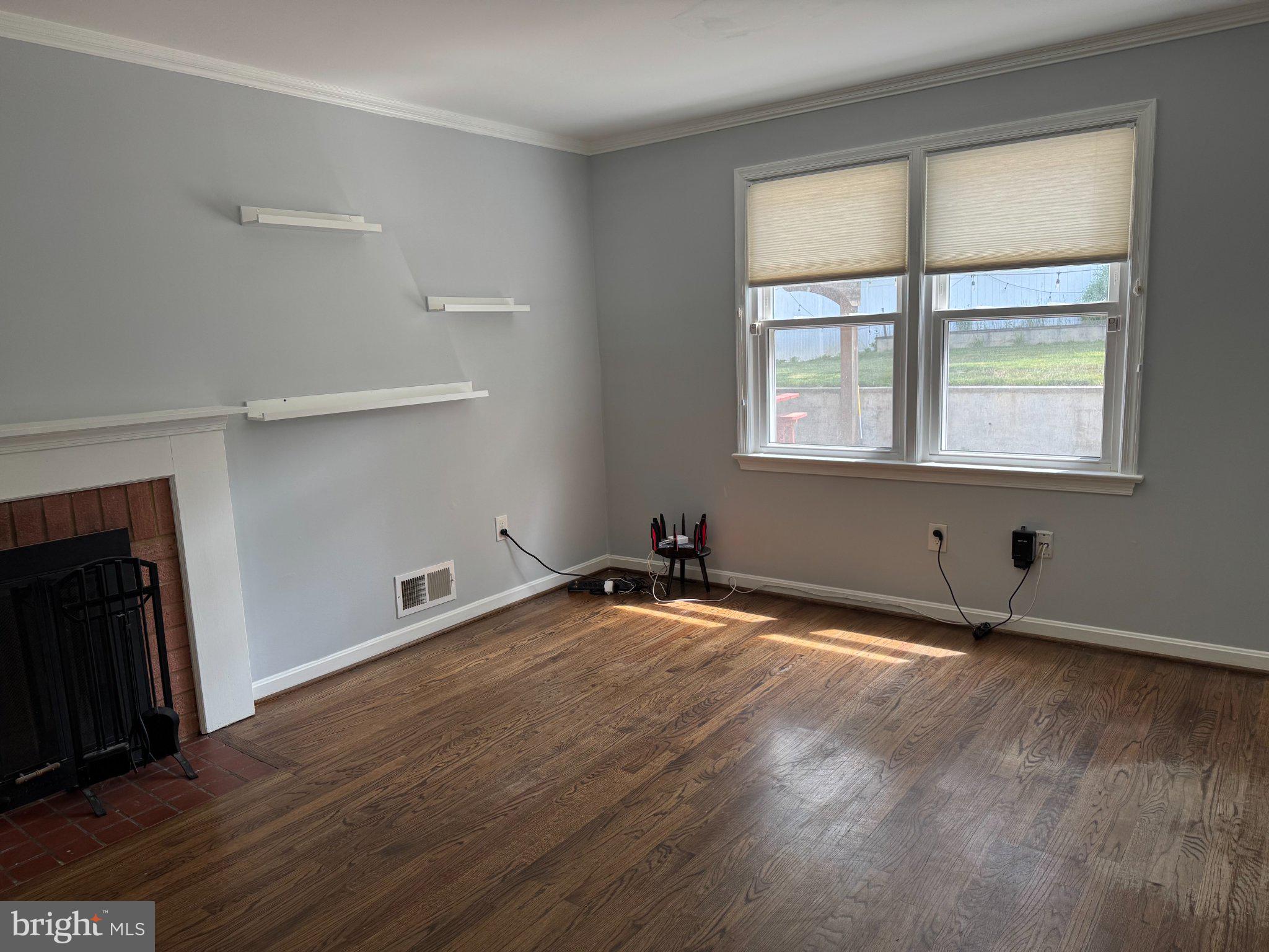 6603 Huntsman Boulevard Springfield, VA 22152 - Photo 6 of 64 Bright and airy living space awaits.