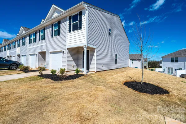 $225,000 | 1901 Prosperity Drive, Unit G, Newton, NC 28658