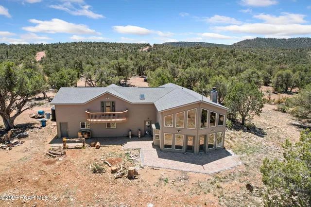 $399,000 | 42884 North Purcell Canyon Drive, Seligman, AZ 86337