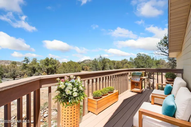 $399,000 | 42884 North Purcell Canyon Drive, Seligman, AZ 86337