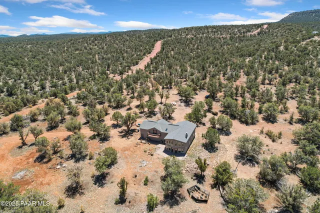 $399,000 | 42884 North Purcell Canyon Drive, Seligman, AZ 86337