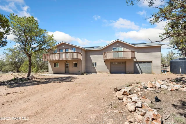 $399,000 | 42884 North Purcell Canyon Drive, Seligman, AZ 86337