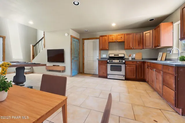 $399,000 | 42884 North Purcell Canyon Drive, Seligman, AZ 86337