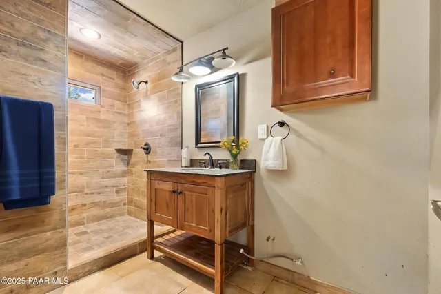 $399,000 | 42884 North Purcell Canyon Drive, Seligman, AZ 86337