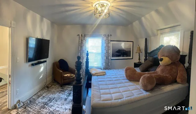 $3,100 | 161 Mt Pleasant Street, Norwich, CT 06360