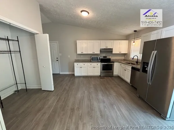 $1,690 | 415 Atwell Drive, Fayetteville, NC 28314