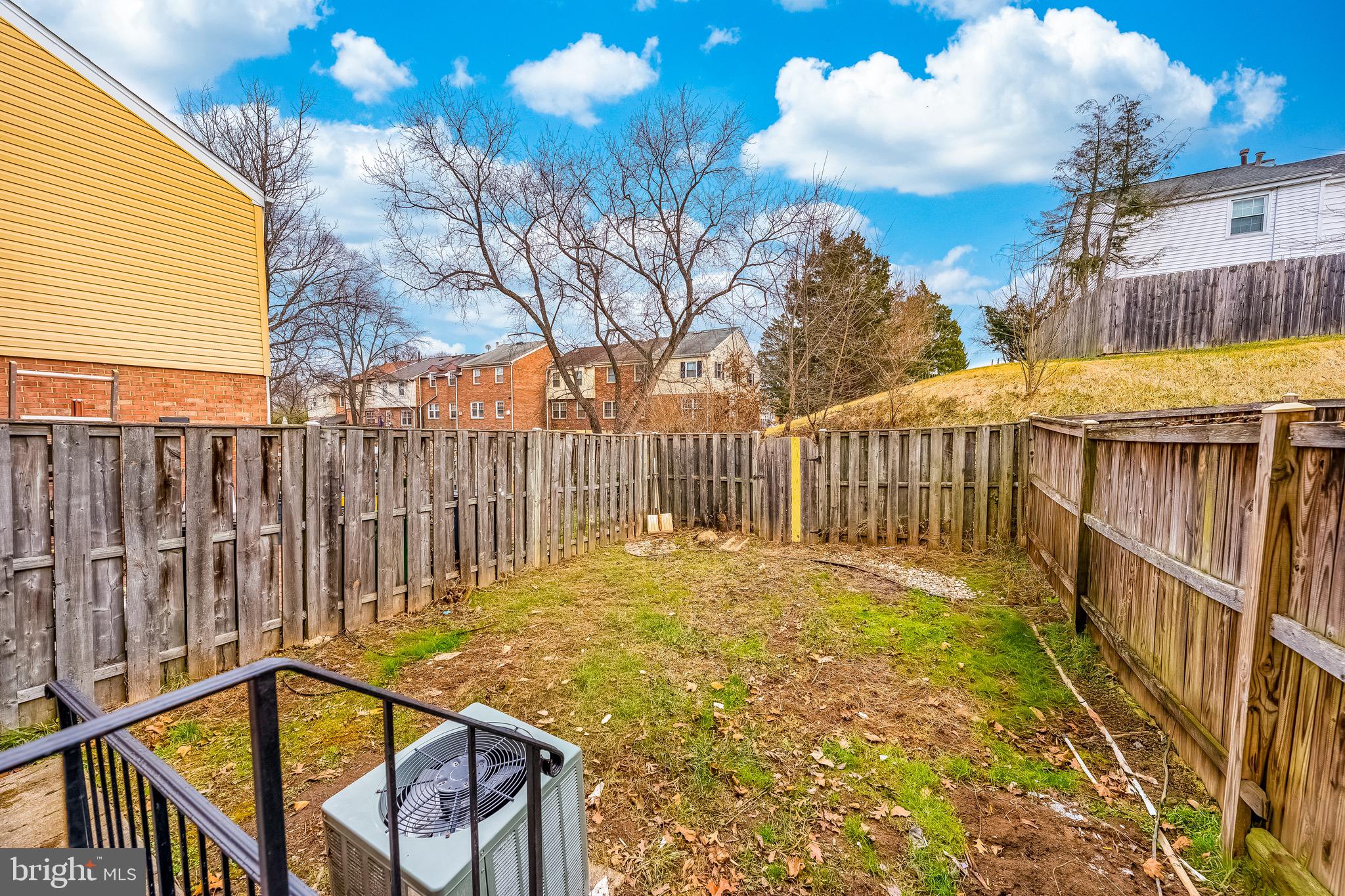 8479 Imperial Drive, Unit 6I Laurel, MD 20708 - Photo 42 of 45 Fenced In Yard