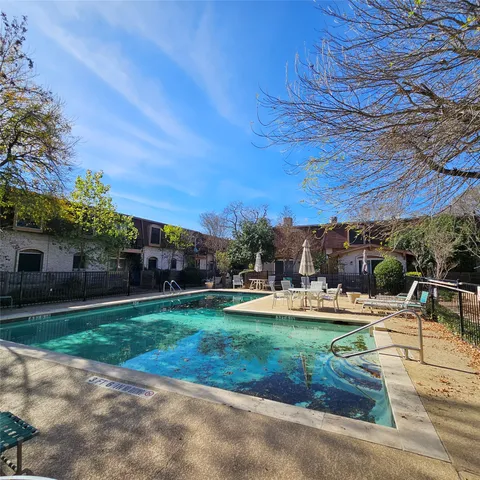 $1,100 | 7801 Shoal Creek Boulevard, Unit 146, Austin, TX 78757
