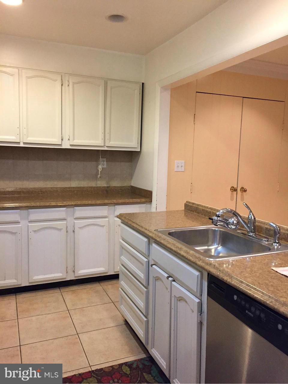 1754 Anderson Road Falls Church, VA 22043 - Photo 3 of 7 Kitchen