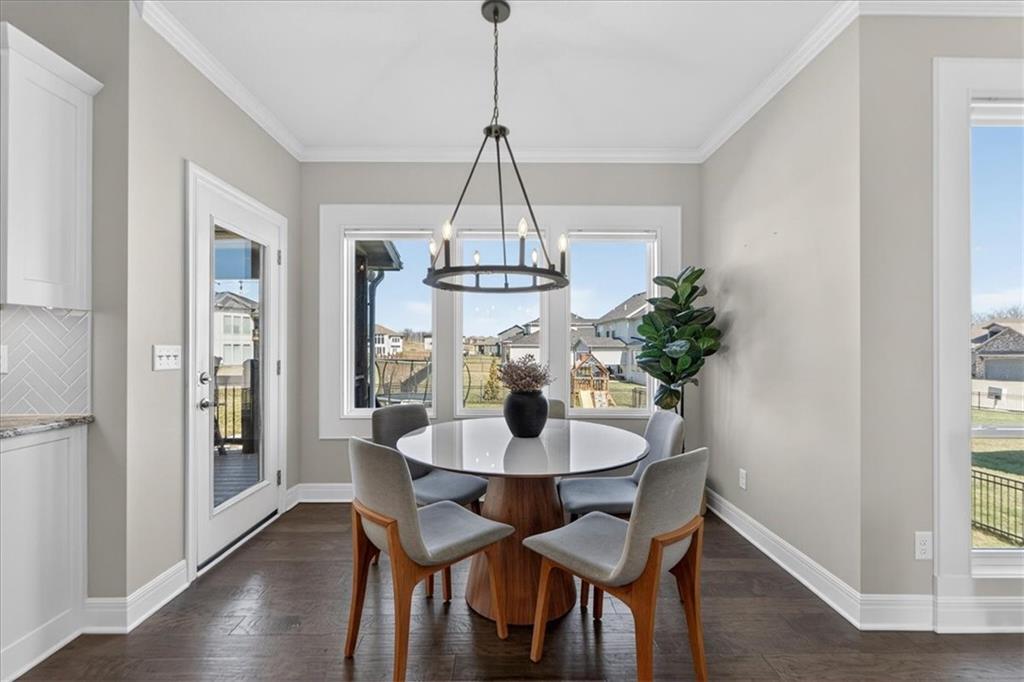 914 Rannoch Lane Raymore, MO 64083 - Photo 11 of 99