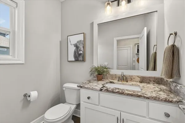$629,999 | 914 Rannoch Lane, Raymore, MO 64083