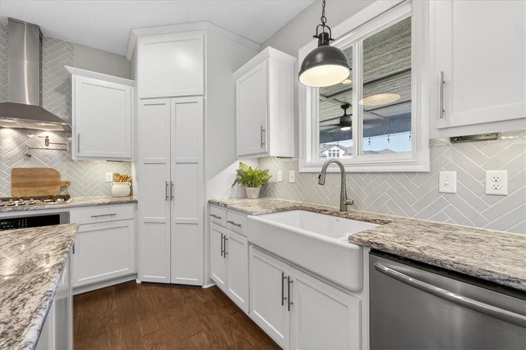 914 Rannoch Lane Raymore, MO 64083 - Photo 6 of 99