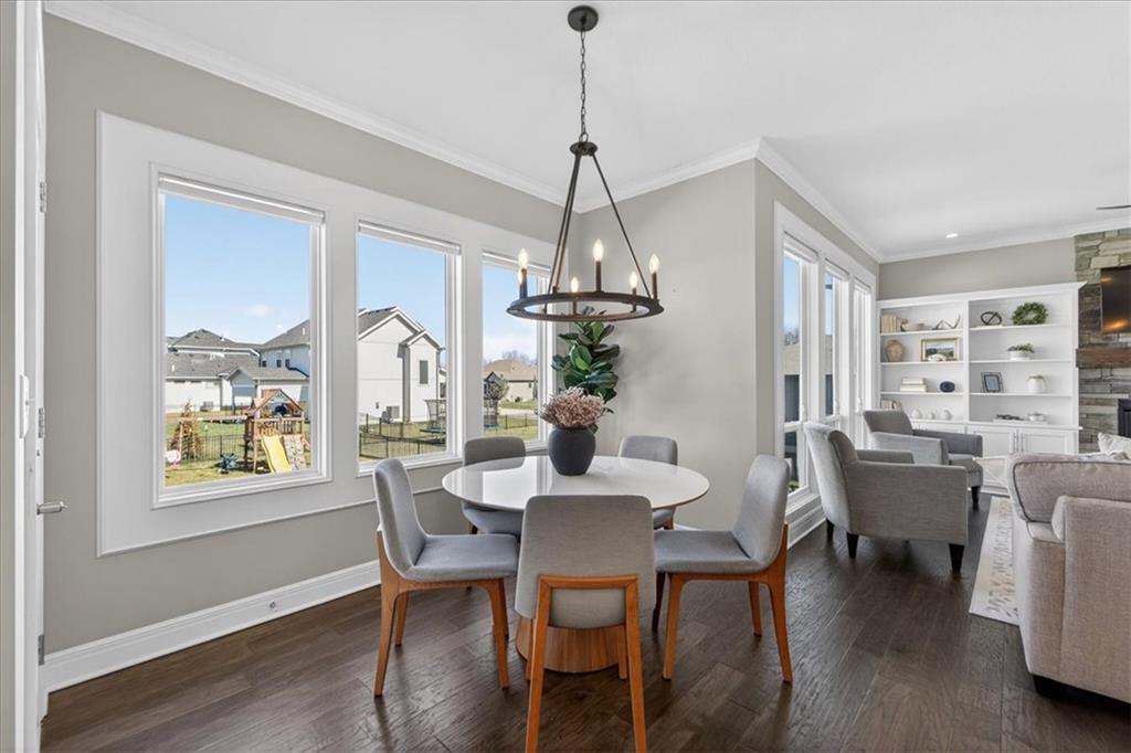 914 Rannoch Lane Raymore, MO 64083 - Photo 10 of 99