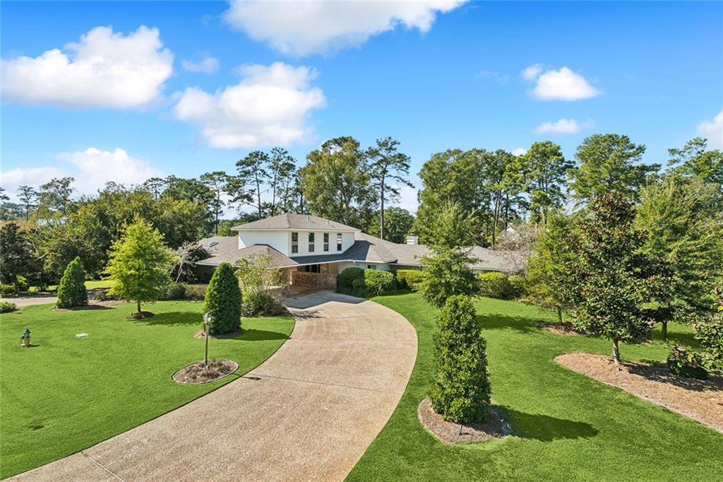122 West Ruelle Drive Mandeville, LA 70471 - Photo 1 of 41