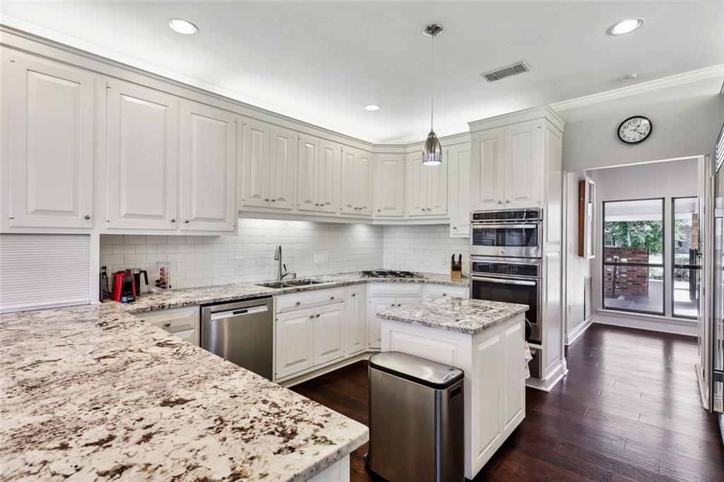 122 West Ruelle Drive Mandeville, LA 70471 - Photo 13 of 41