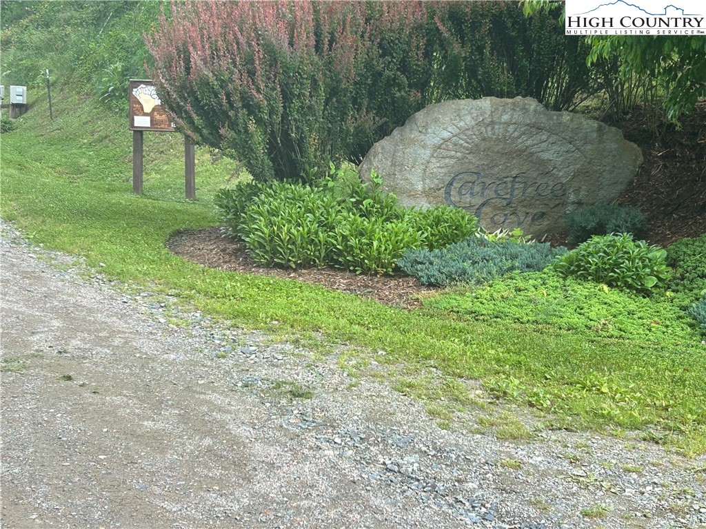 Rainbow Ridge Road Zionville, NC 28698 - Photo 7 of 8 a view of a backyard