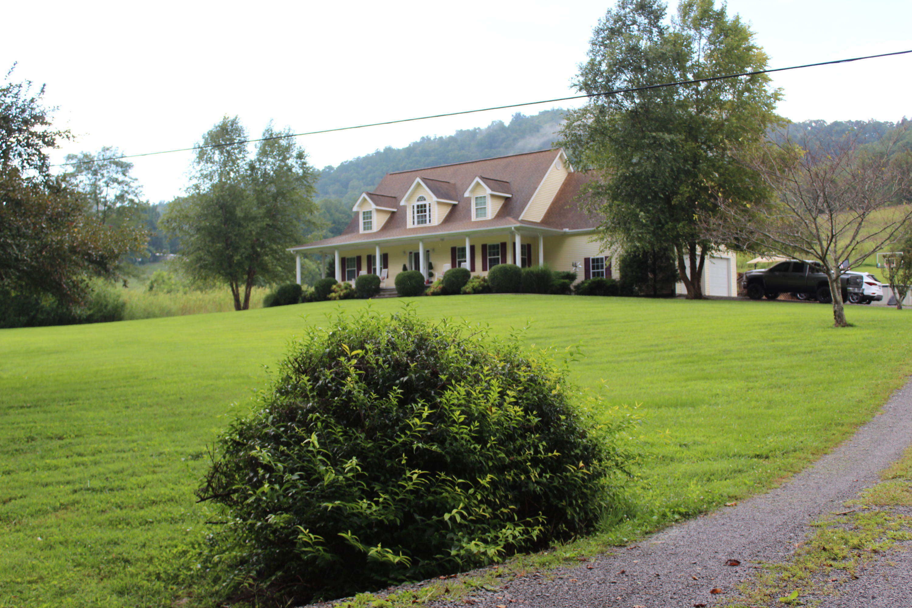 2617 Tater Valley Road Washburn, TN 37888 - Photo 3 of 40 IMG_1874