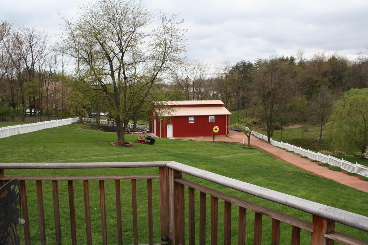 5336 Huntridge Road Roanoke, VA 24012 - Photo 103 of 151 Did we mention the 1200 sq ft garage?