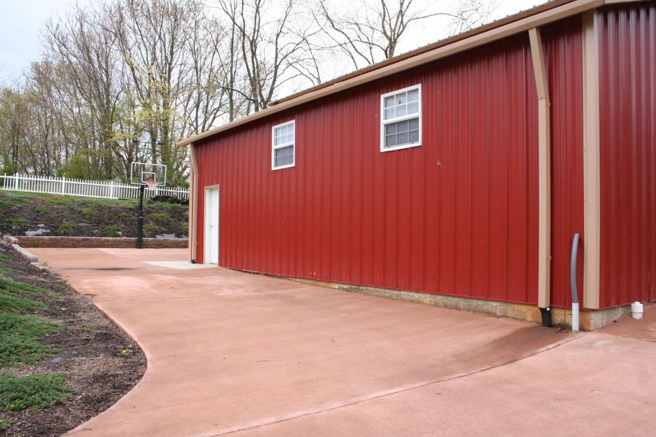 5336 Huntridge Road Roanoke, VA 24012 - Photo 121 of 151 can you imagine!!!