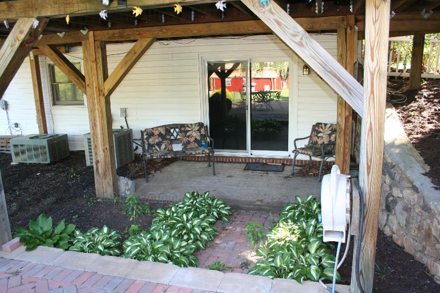 5336 Huntridge Road Roanoke, VA 24012 - Photo 132 of 151 patio, ready to enjoy