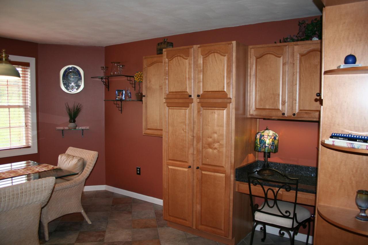 5336 Huntridge Road Roanoke, VA 24012 - Photo 16 of 151 more of the eating area