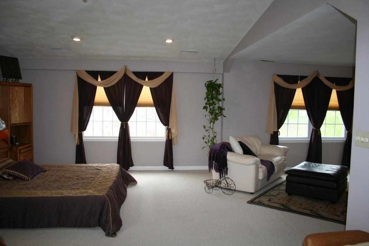 5336 Huntridge Road Roanoke, VA 24012 - Photo 63 of 151 what a master suite!!!