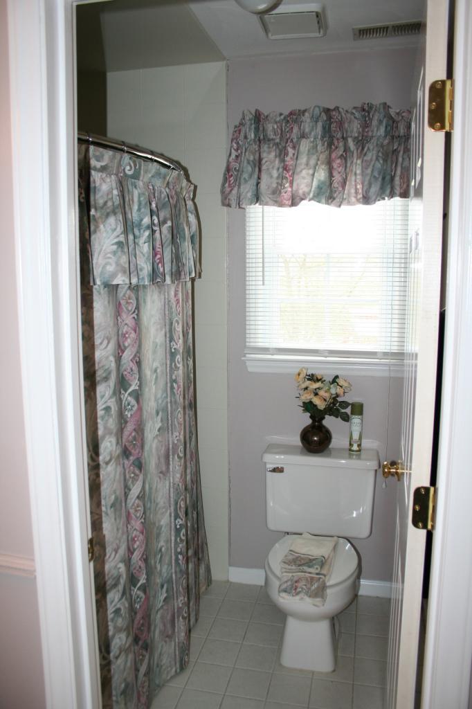 5336 Huntridge Road Roanoke, VA 24012 - Photo 70 of 151 master bath shower