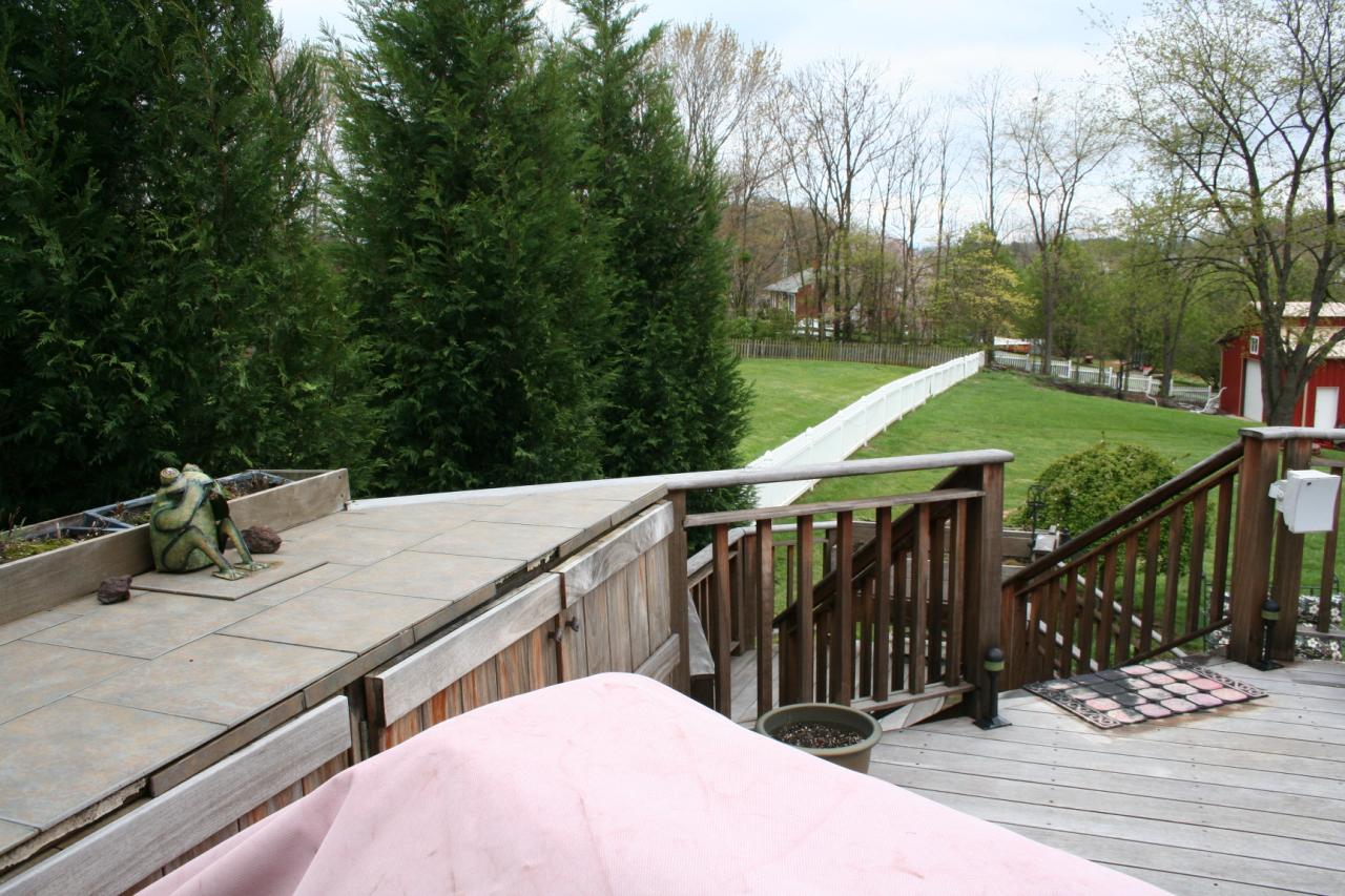 5336 Huntridge Road Roanoke, VA 24012 - Photo 94 of 151 entertaining area!