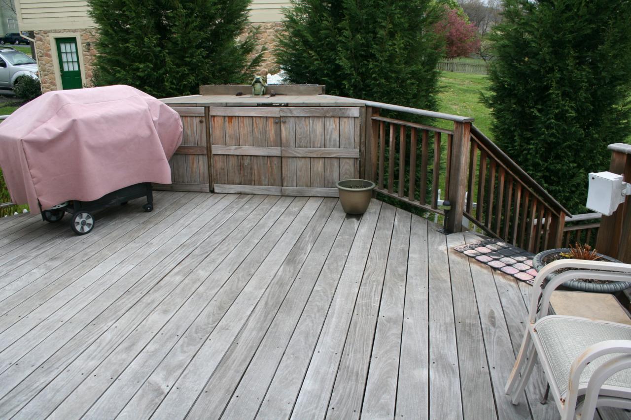 5336 Huntridge Road Roanoke, VA 24012 - Photo 95 of 151 decking!