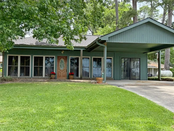 $232,000 | 192 Sam Houston Loop, Point Blank, TX 77364