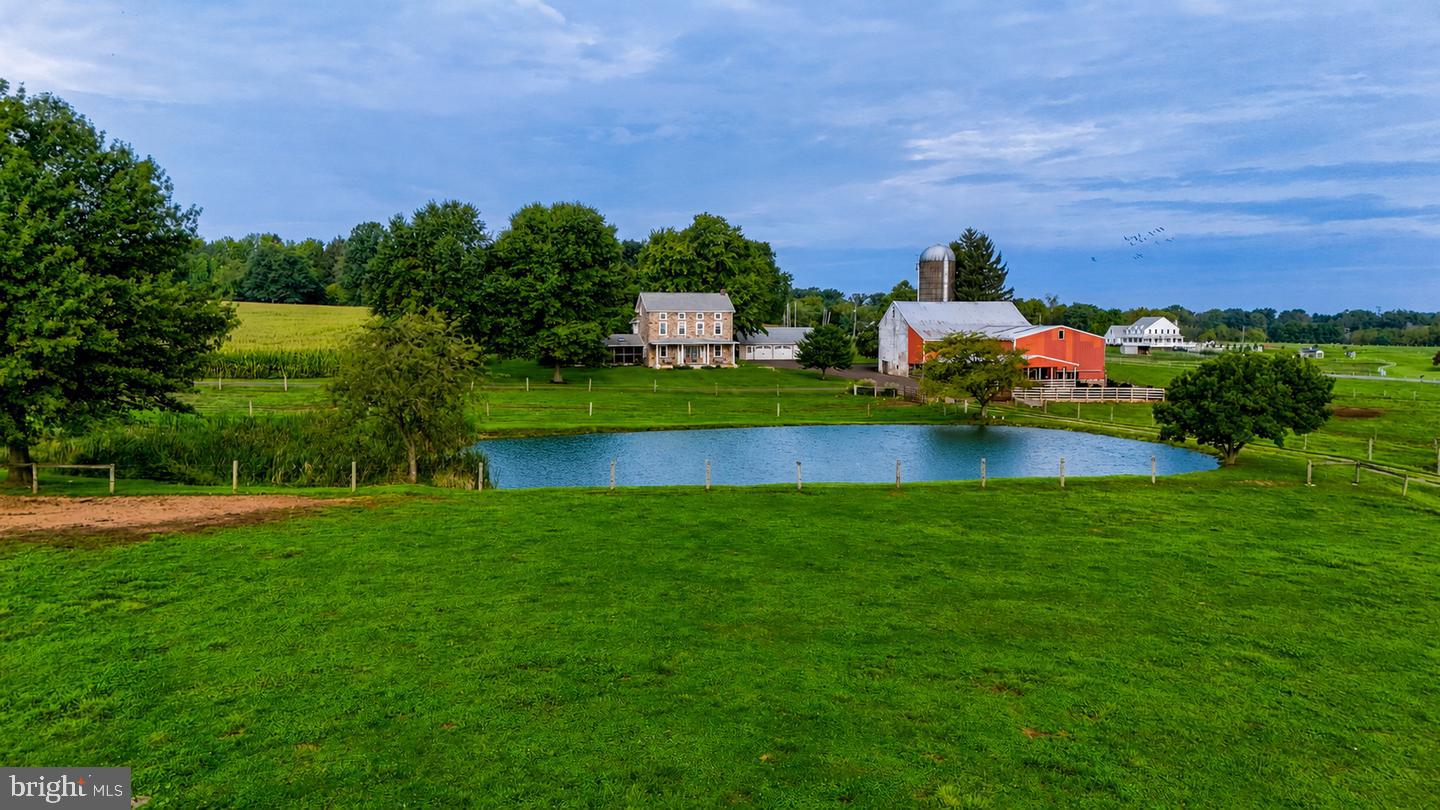 68 7 Stars Road Spring City, PA 19475 - Photo 1 of 32 Gallery Image 1