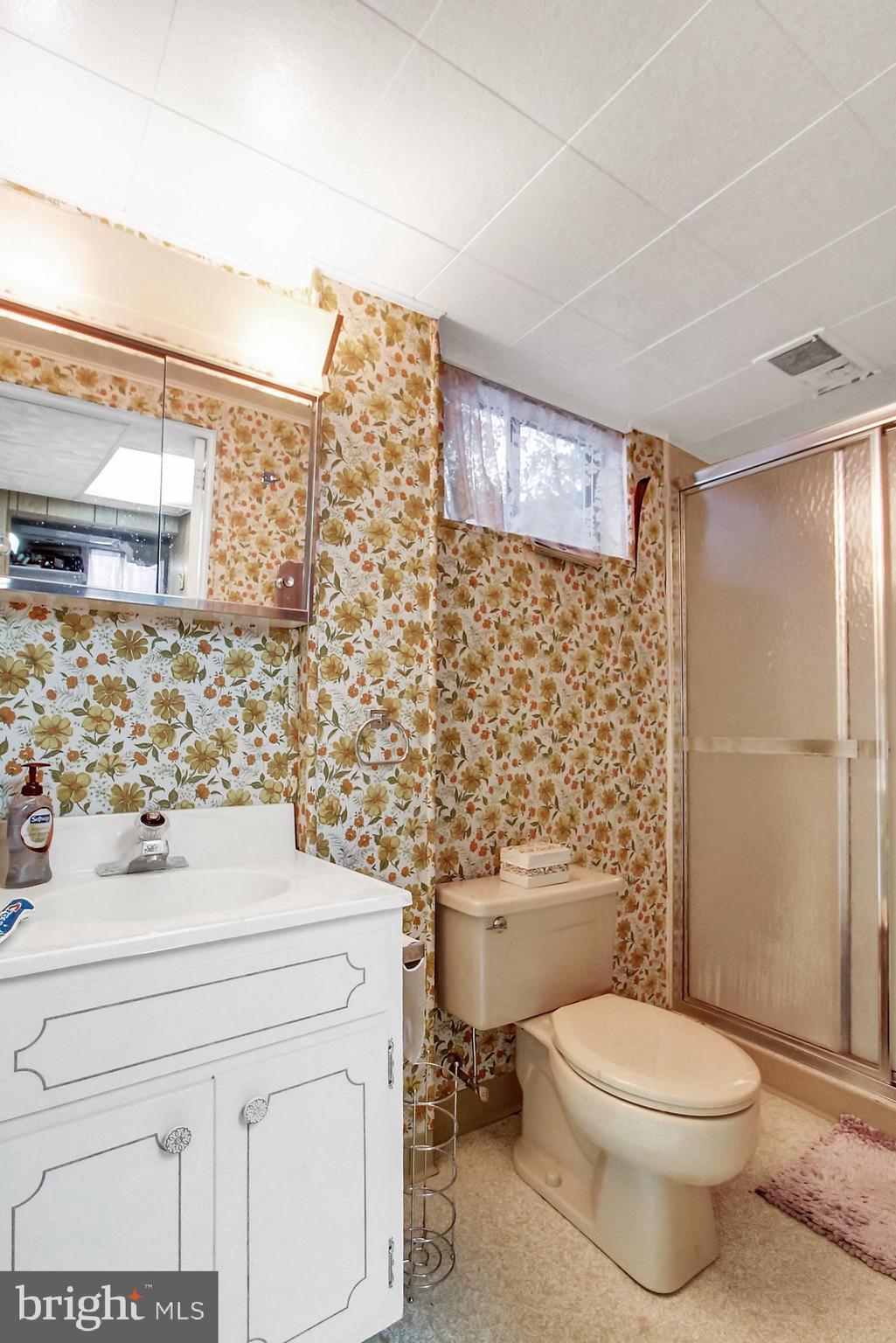2440 Cambridge Road York, PA 17402 - Photo 17 of 25 Gallery Image 17