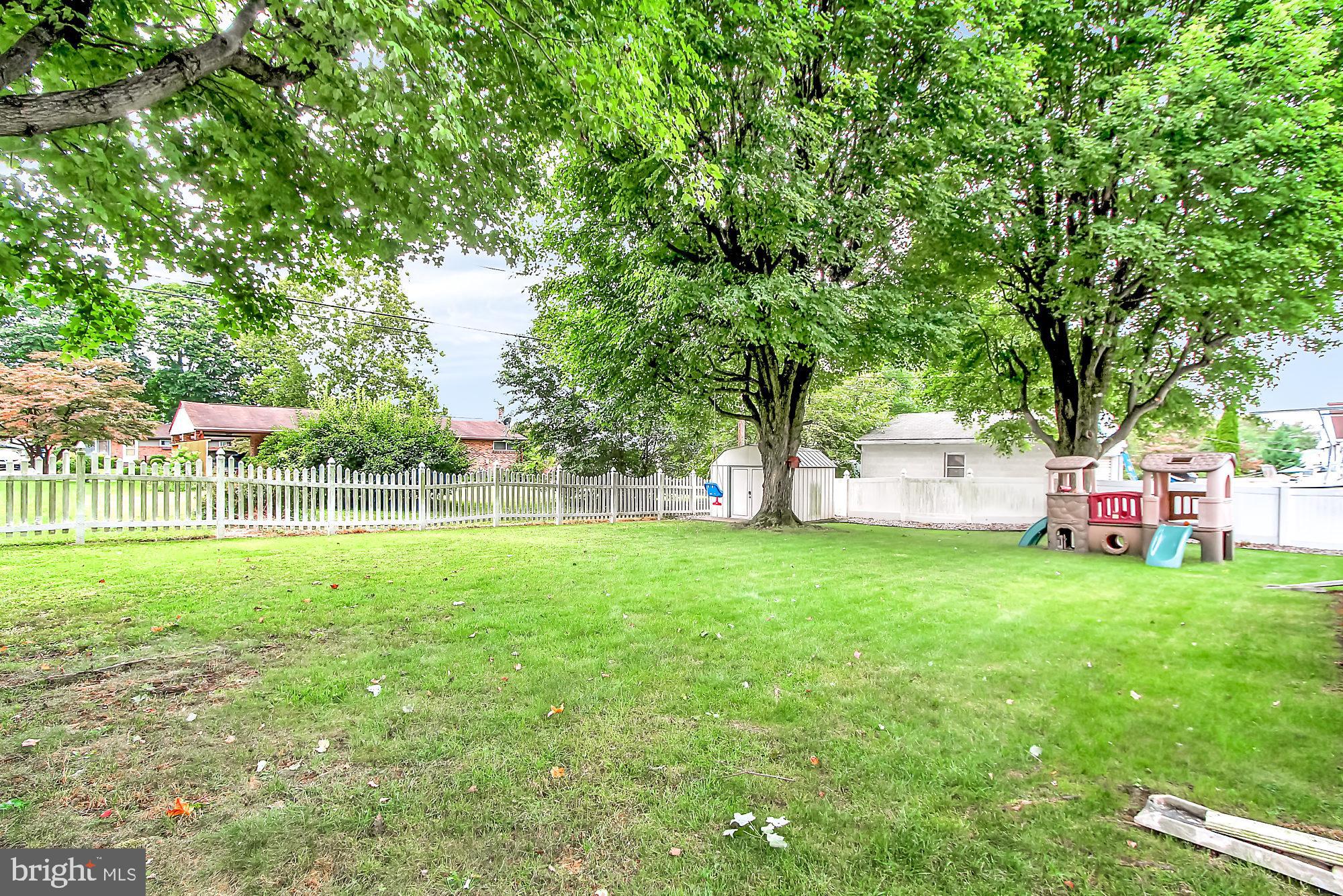 2440 Cambridge Road York, PA 17402 - Photo 21 of 25 Gallery Image 21