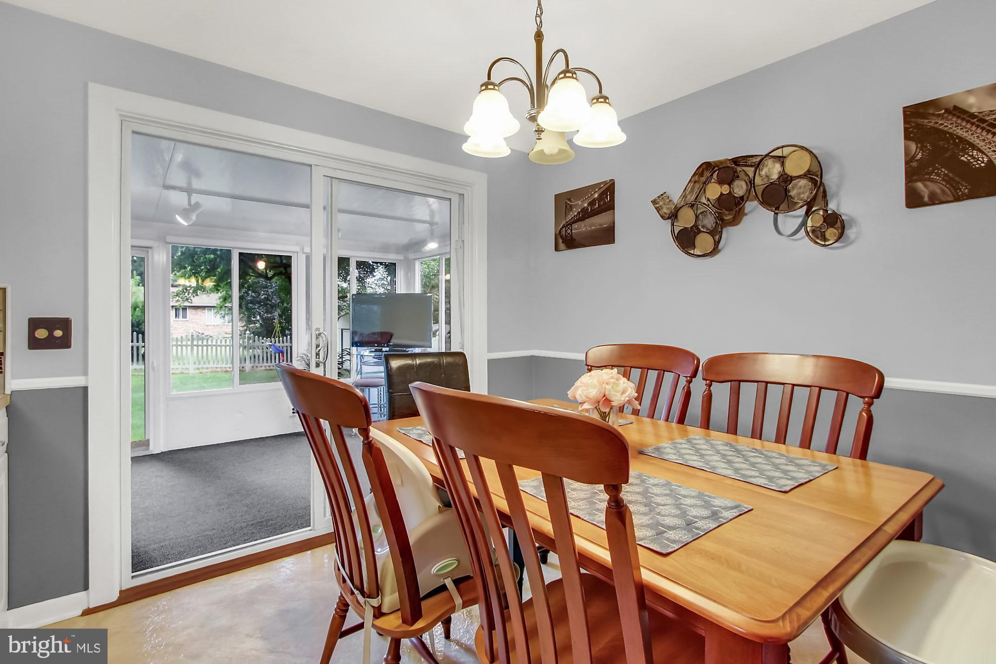 2440 Cambridge Road York, PA 17402 - Photo 8 of 25 Gallery Image 8