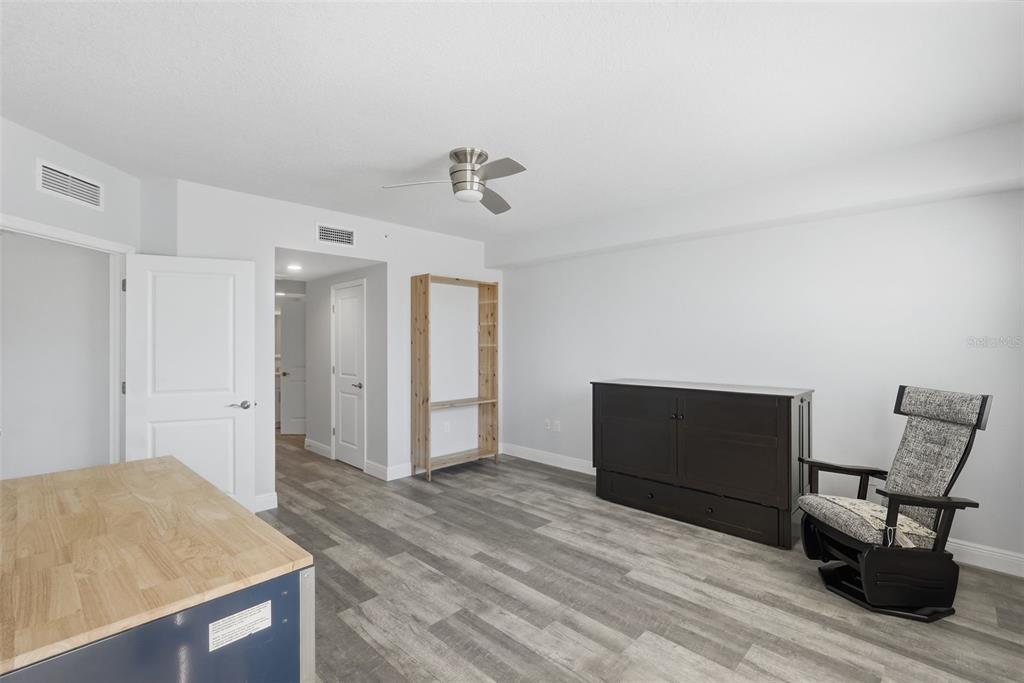 960 Starkey Road, Unit 8106 Largo, FL 33771 - Photo 14 of 48