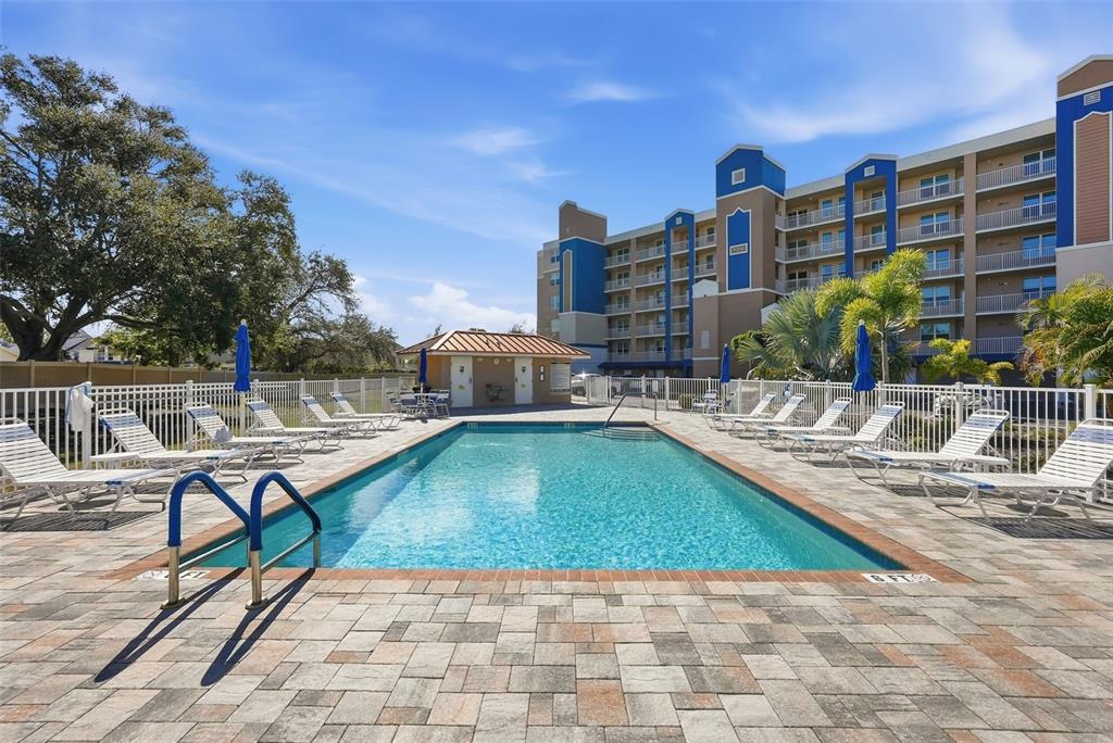 960 Starkey Road, Unit 8106 Largo, FL 33771 - Photo 37 of 48