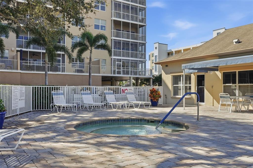 960 Starkey Road, Unit 8106 Largo, FL 33771 - Photo 44 of 48