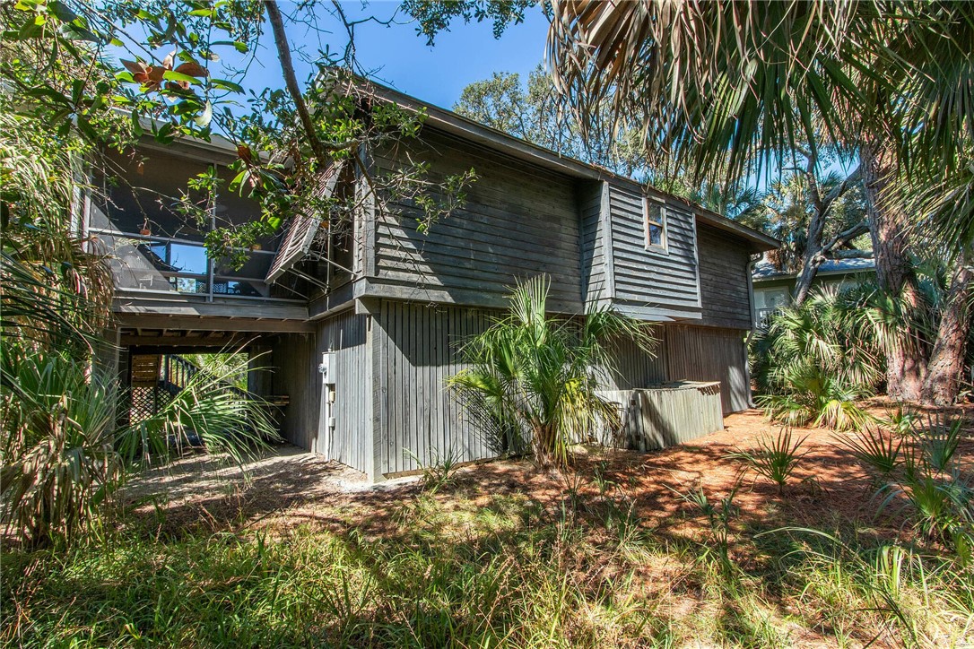 18 Fiddlers Point Fripp Island, SC 29920 - Photo 4 of 45 Private back area