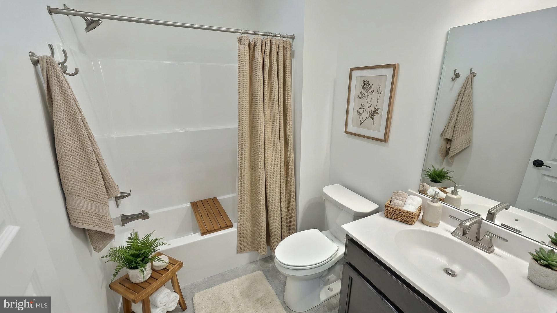 475 Pinnacle Rdg Drive Annville, PA 17003 - Photo 16 of 31 a bathroom with a sink toilet and shower